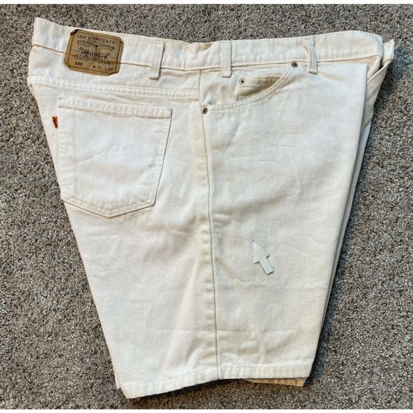 Vintage 70’s Mens Size 42” Levi’s 550 Relaxed Fit White Denim Shorts Made in USA - Picture 9 of 11